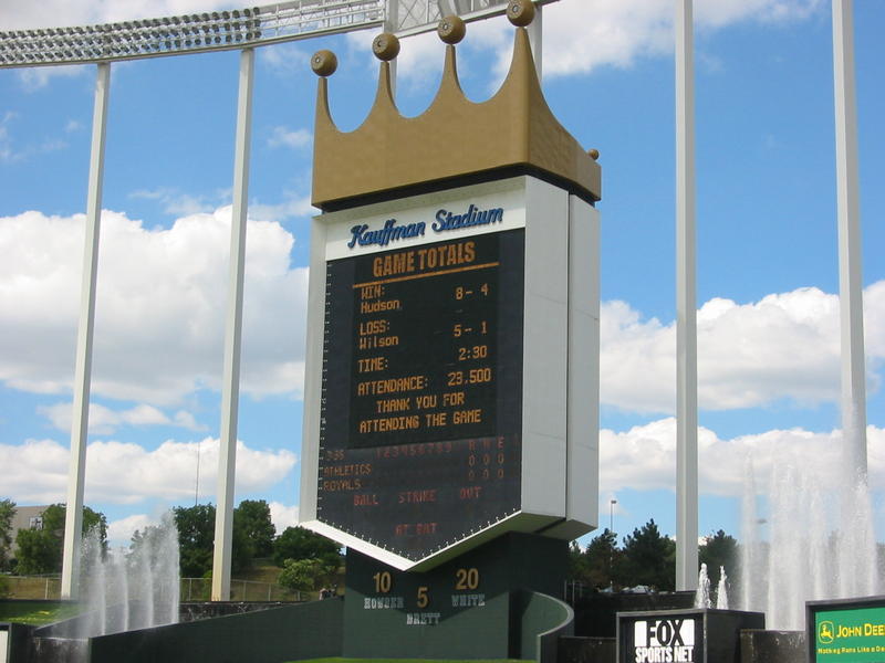 Final Score: A's 10, Royals 0.  Winning and losing pitchers.